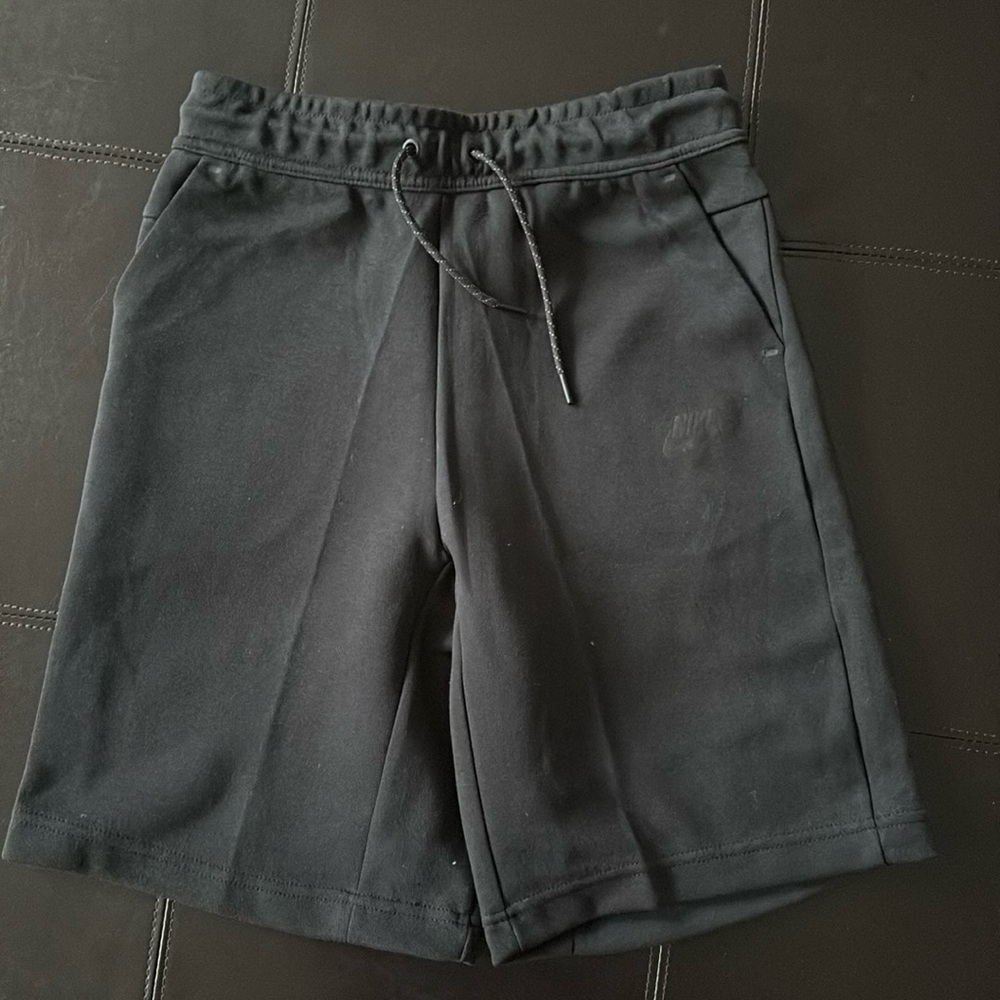 Nike tech shorts